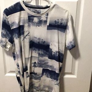 Hollister Tee Shirt